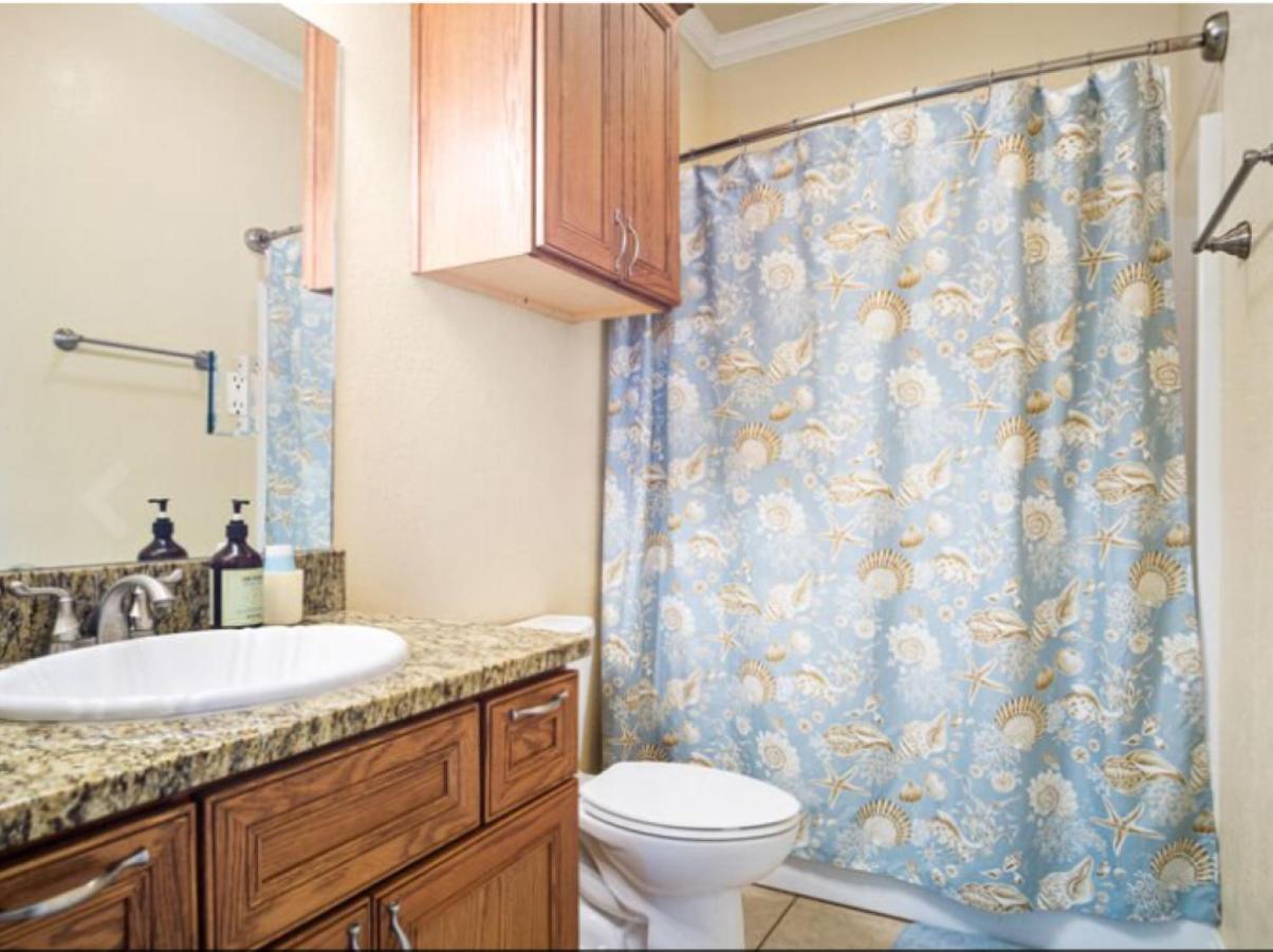 Fancy Nancy 2 Min Walk To Beach, Lyft, Pet-Friendly Bolivar Peninsula Exterior photo