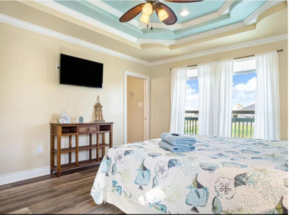 Fancy Nancy 2 Min Walk To Beach, Lyft, Pet-Friendly Bolivar Peninsula Exterior photo