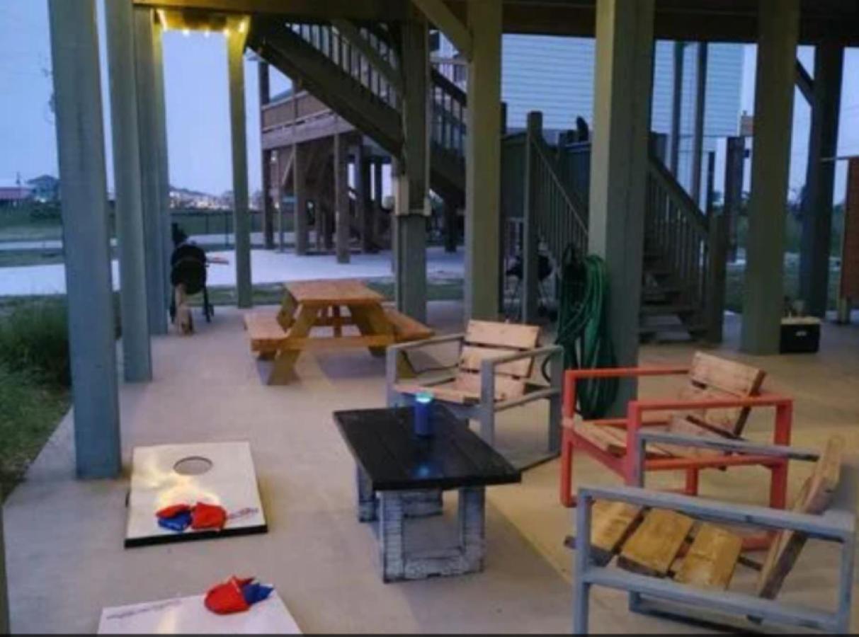 Fancy Nancy 2 Min Walk To Beach, Lyft, Pet-Friendly Bolivar Peninsula Exterior photo
