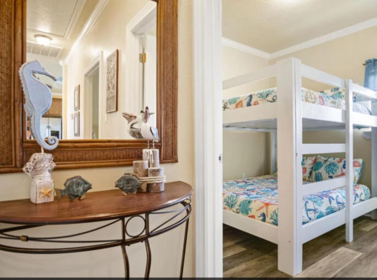 Fancy Nancy 2 Min Walk To Beach, Lyft, Pet-Friendly Bolivar Peninsula Exterior photo