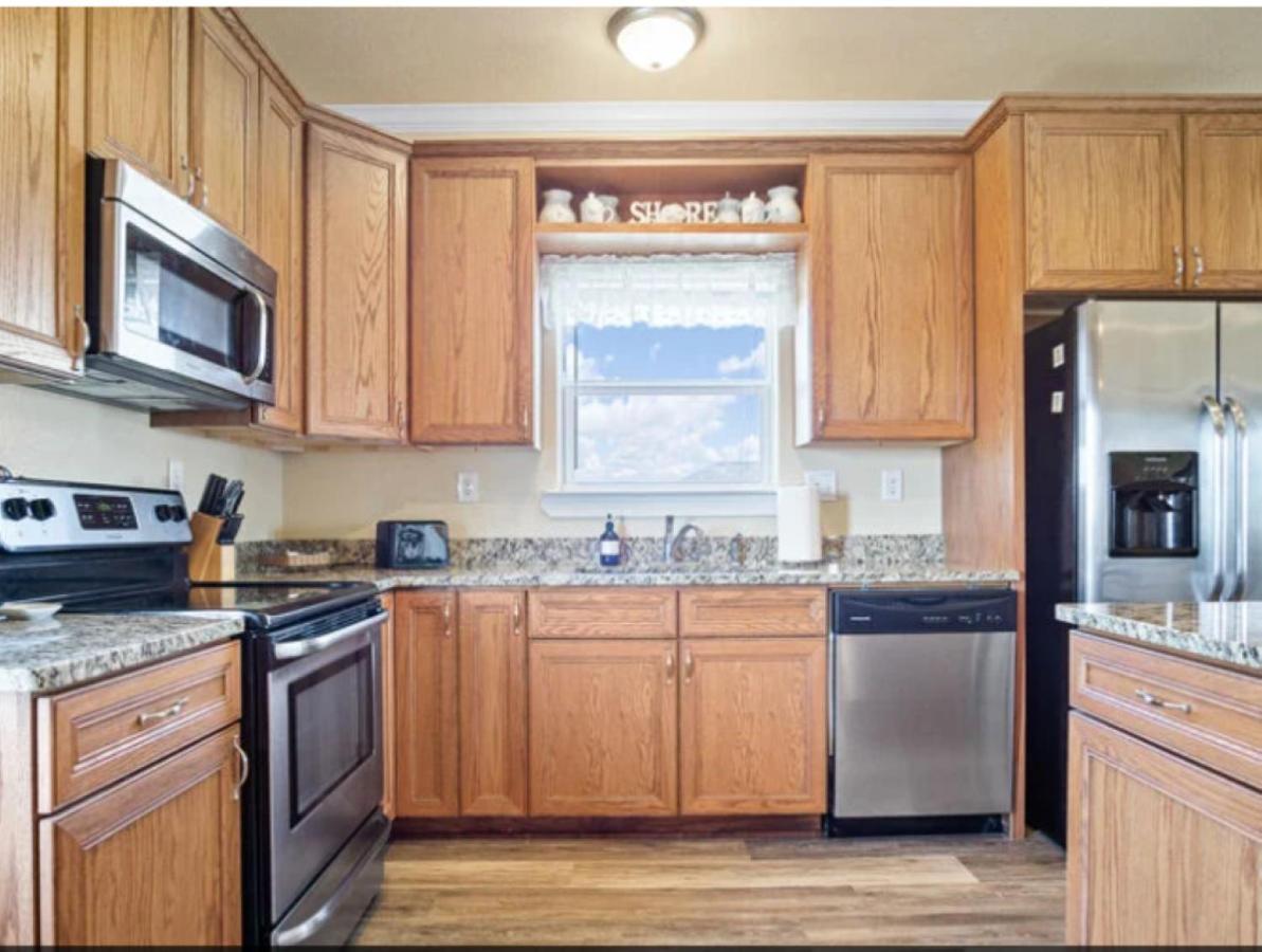 Fancy Nancy 2 Min Walk To Beach, Lyft, Pet-Friendly Bolivar Peninsula Exterior photo