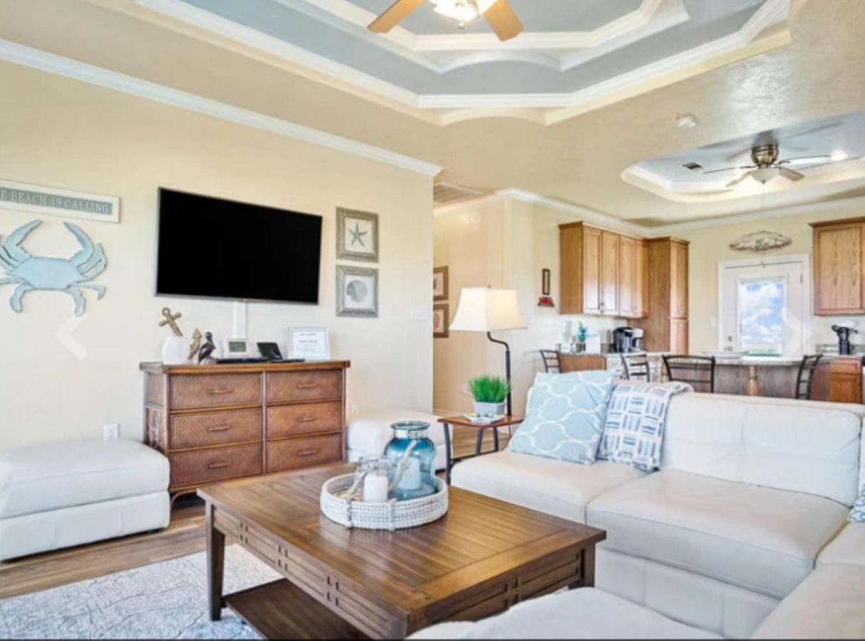 Fancy Nancy 2 Min Walk To Beach, Lyft, Pet-Friendly Bolivar Peninsula Exterior photo